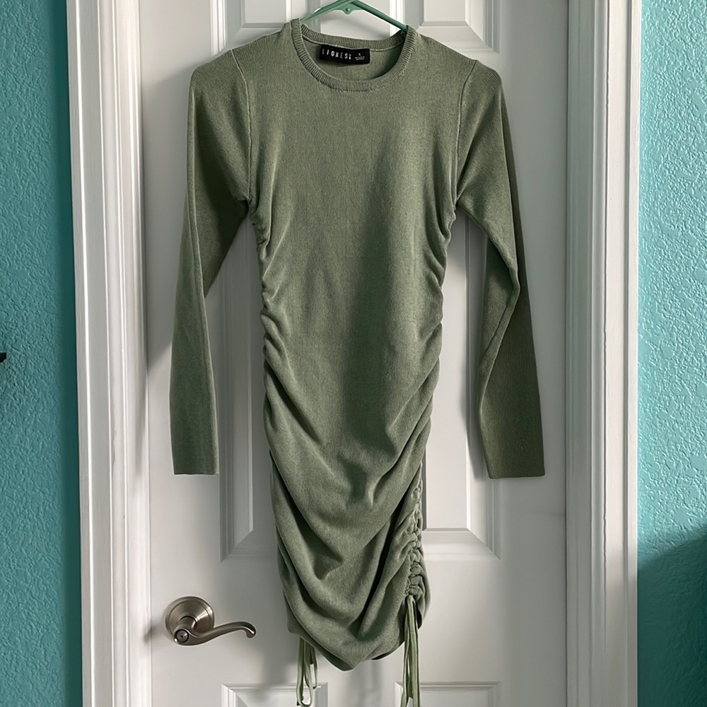 Elegant Green Ruched Dress